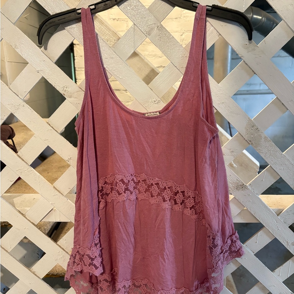 Women's Lace Trim Tank Top - Pink